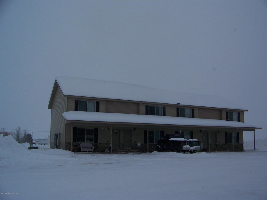 76 james way 010