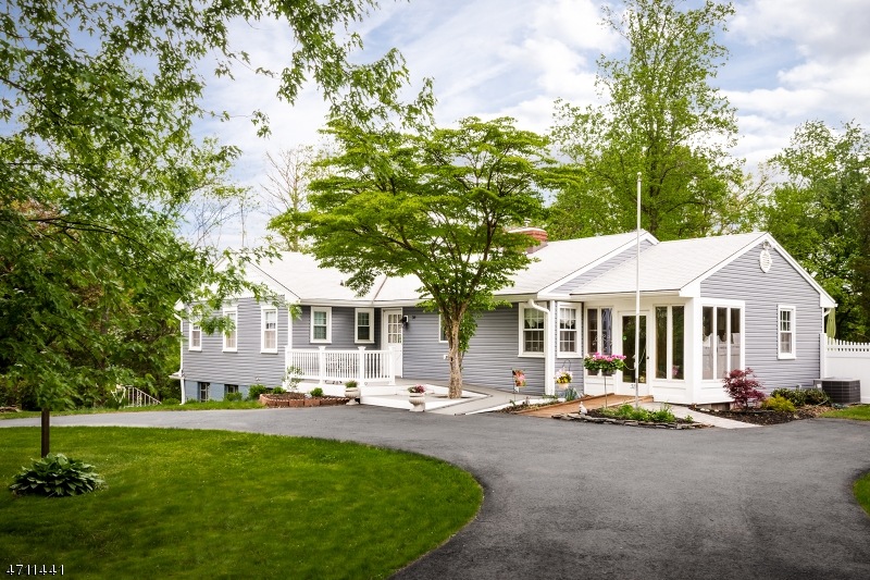 38 Ludlow Ave, Belle Mead, NJ 08502 - photo 1