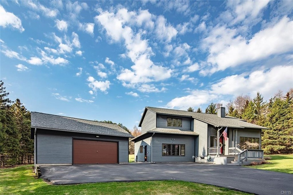 Pristine Contemporary on 2.83 Acres in Fayettevill