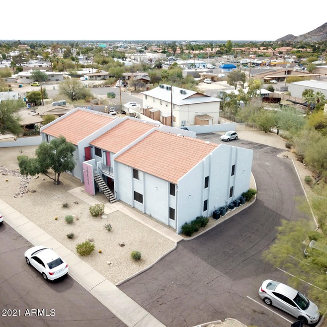 Aerial N to South
