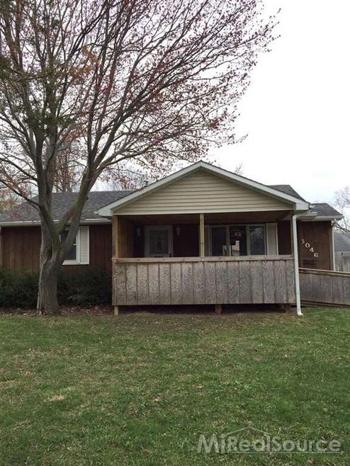 5046 Murphy Dr, Flint, MI 48506 - photo 1