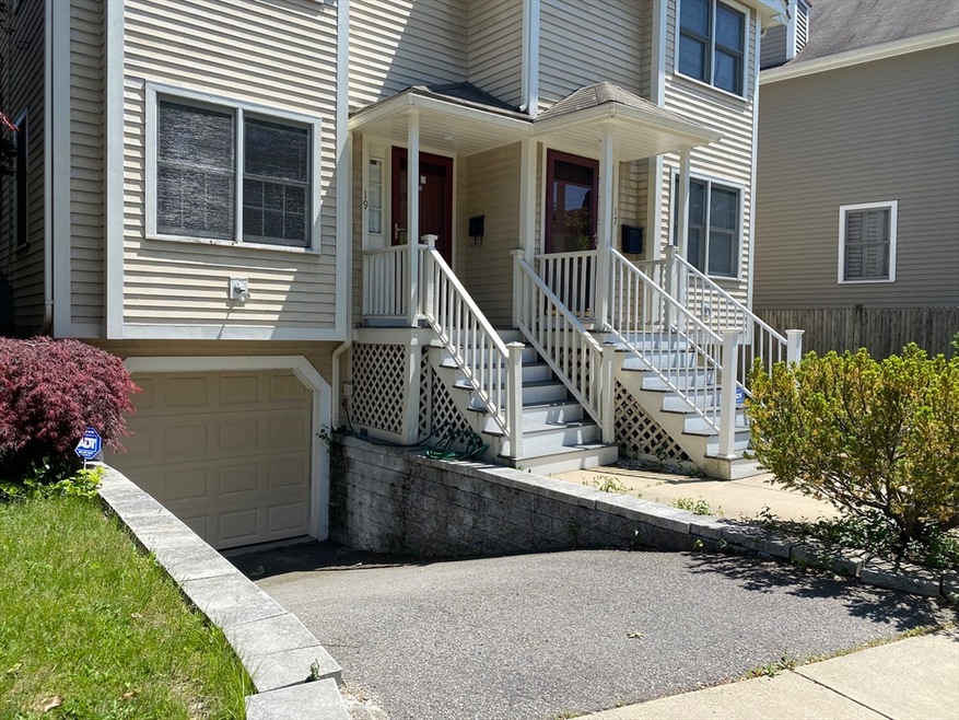 19 Prescott St unit 19, Arlington, MA 02474 - photo 1