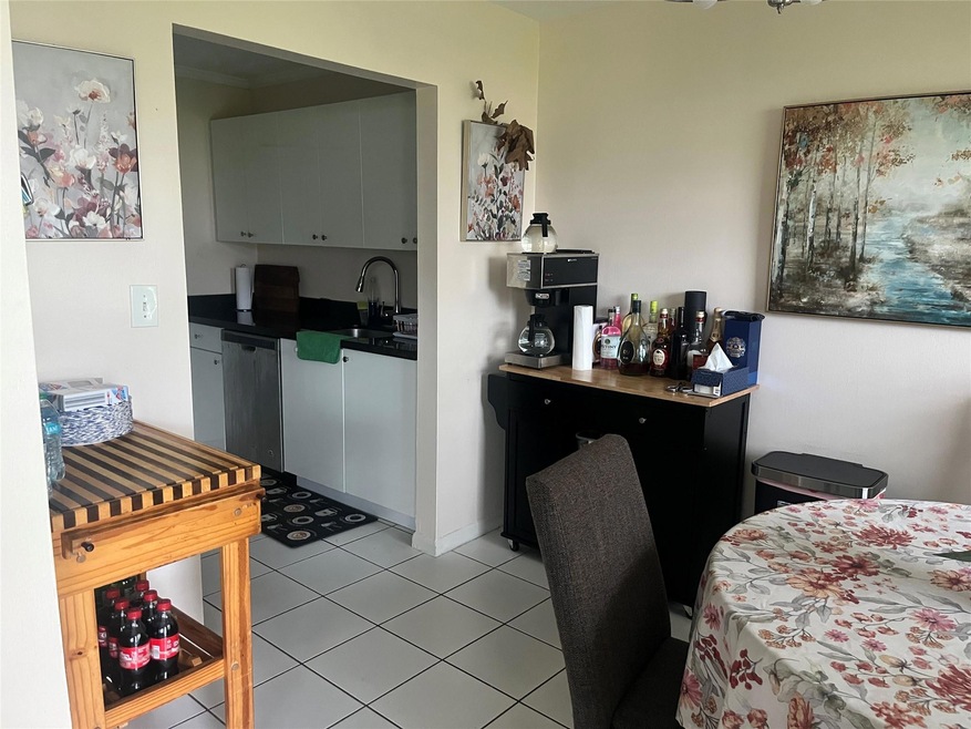 unlisted-address, Dania Beach, FL 33004 - photo 1