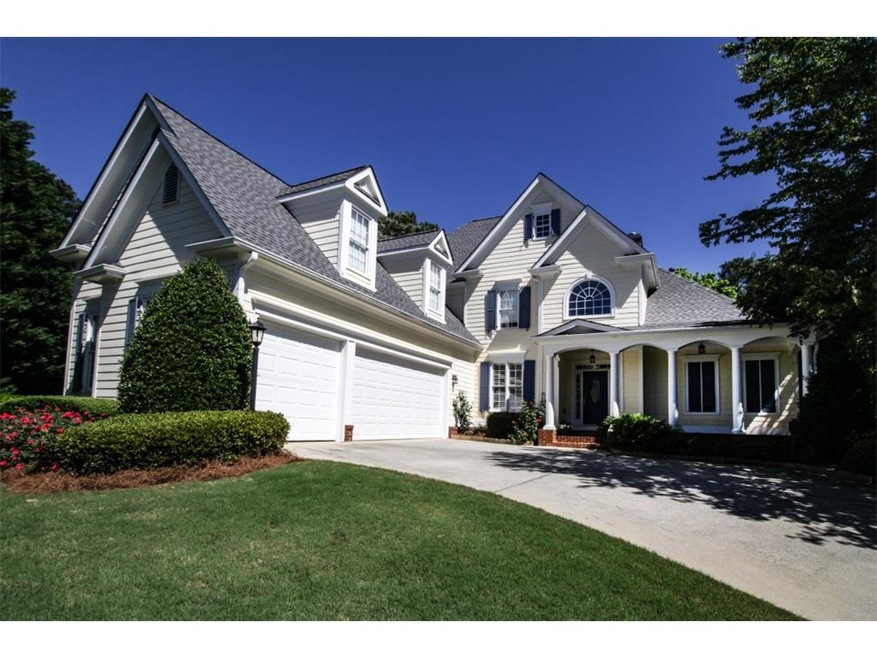 Beautiful Curb Appeal!