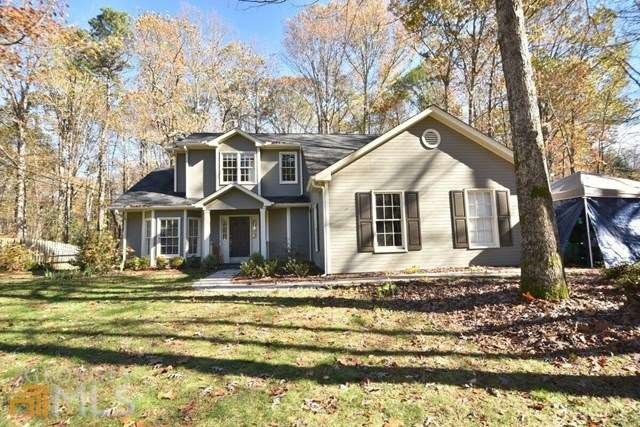 Adorable 3 bedroom/ 2.5 bathroom home!