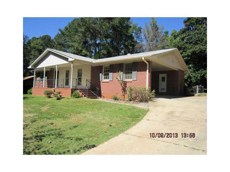 865 Maple Dr, Riverdale, GA 30274 - photo 1