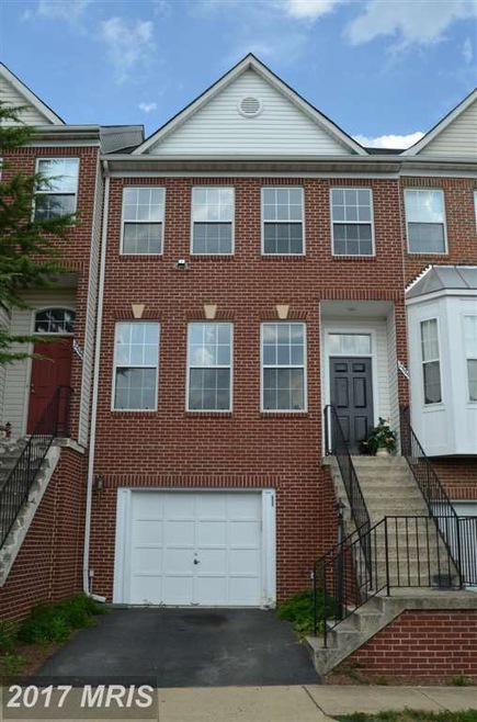 2595 James Madison Cir, Herndon, VA 20171 - photo 1