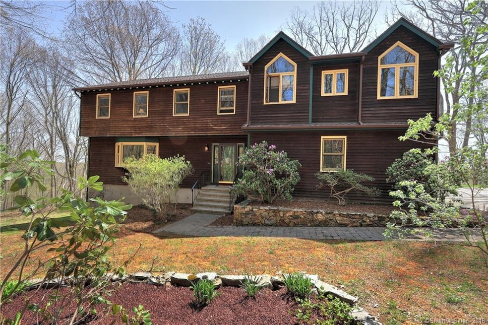 200 Porters Hill Rd, Trumbull, CT 06611 - photo 1