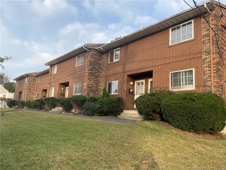 1645 Quinnipiac Ave unit 5, New Haven, CT 06513 - photo 1