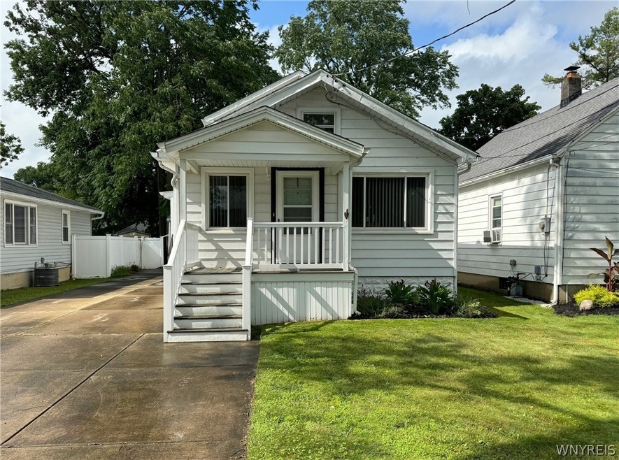 782 Revere Ave, North Tonawanda, NY 14120 - photo 1