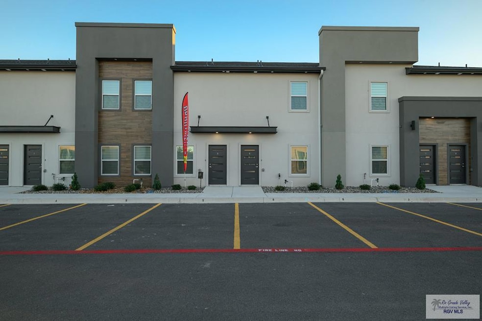 3512 Vanessa Ln unit 5, Weslaco, TX 78596 - photo 1
