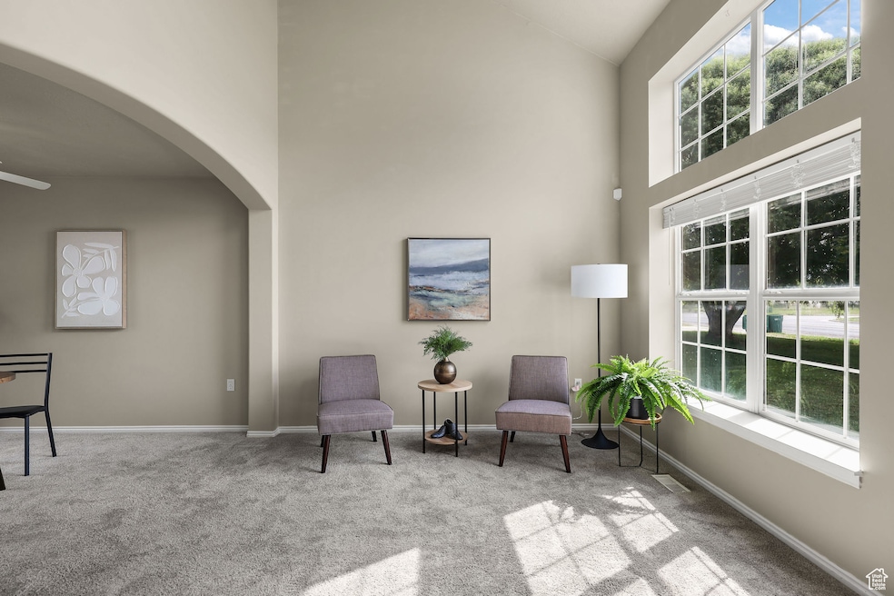 Under Contract $439,000