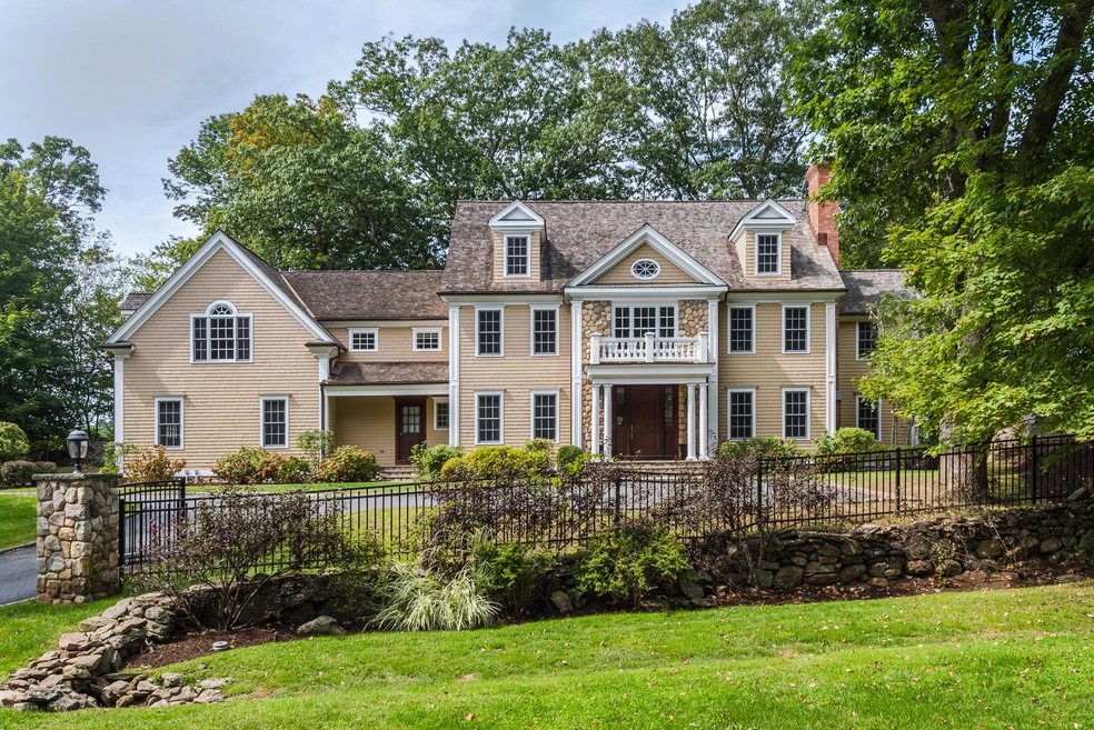 19 Thunder Mountain Rd, Greenwich, CT 06831 - photo 1