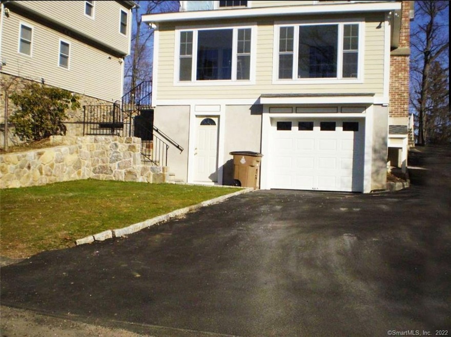 119 Highview Ave unit 1, Stamford, CT 06907 - photo 1