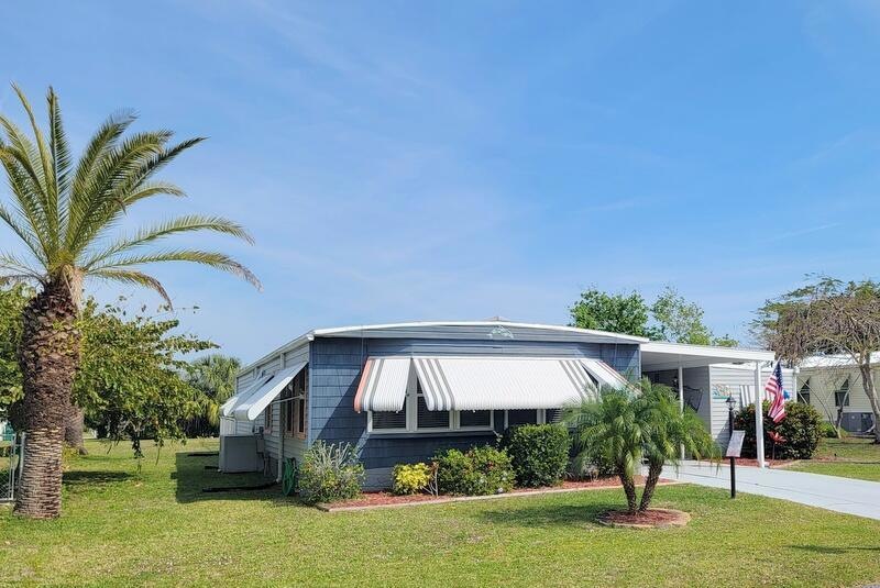 916 Spruce St, Sebastian, FL 32976 - photo 1