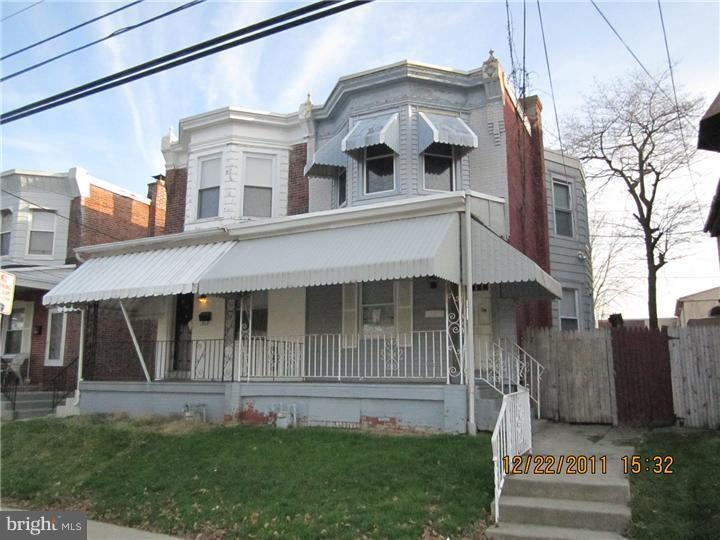 414 Pusey Ave, Darby, PA 19023 - photo 1
