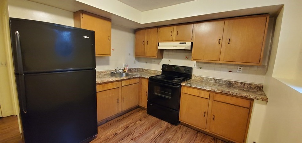 21 Hillside Ave unit B, Revere, MA 02151 - photo 1