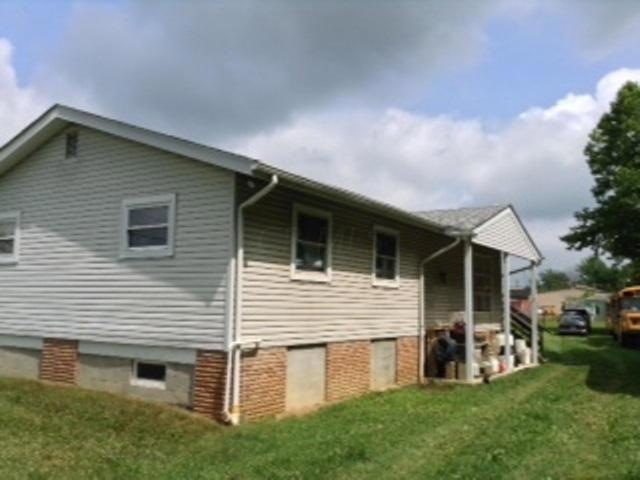 1026 E Front