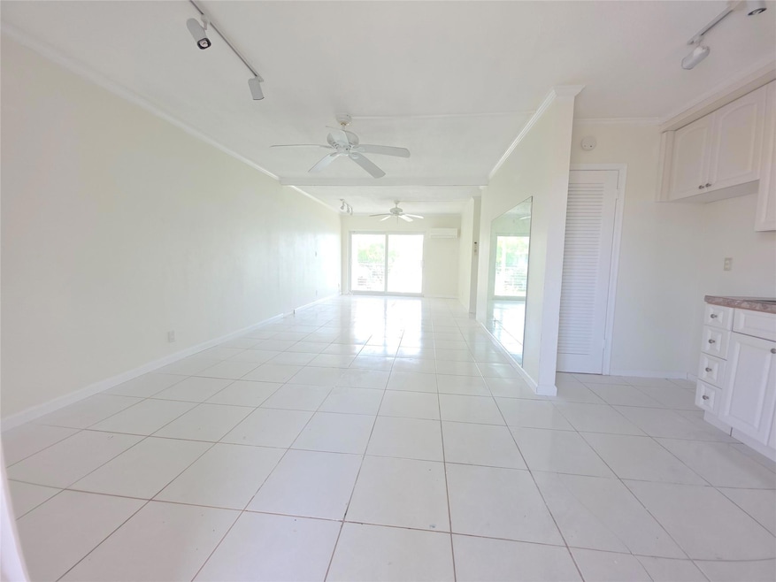 2131 NE 42nd Ct unit 209C, Lighthouse Point, FL 33064 - photo 1