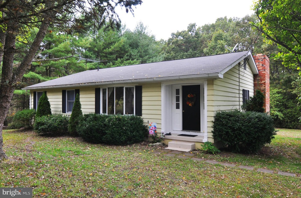 8881 N Frederick Pike, Cross Junction, VA 22625 - photo 1