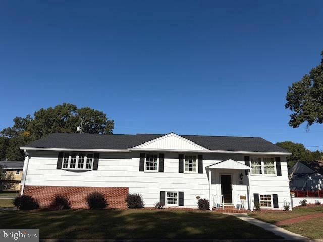 750 215th St, Pasadena, MD 21122 - photo 1