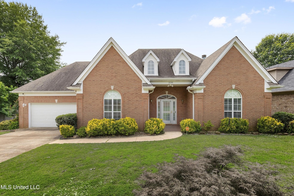 1655 Lantern Ln-1