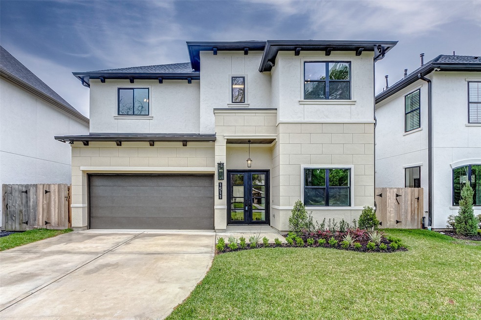 1511 Baggett Lane is a beautiful
two story home l