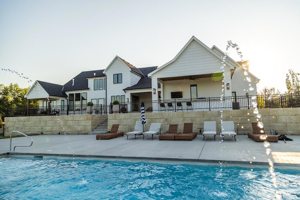 For Sale $4,887,500