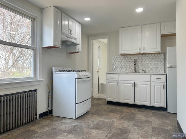 626 Clifton Ave unit 2, Clifton, NJ 07011 - photo 1