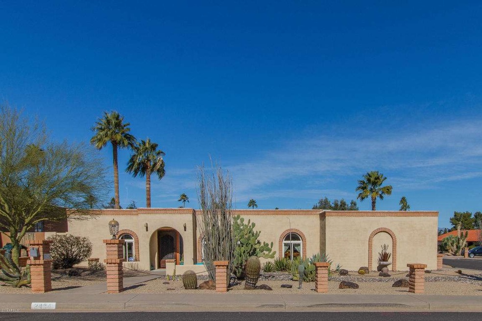 2434 E Turquoise Dr, Phoenix, AZ 85028 - photo 1