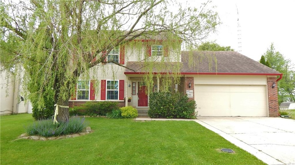 851 E Fleetwood Dr, Greensburg, IN 47240 - photo 1