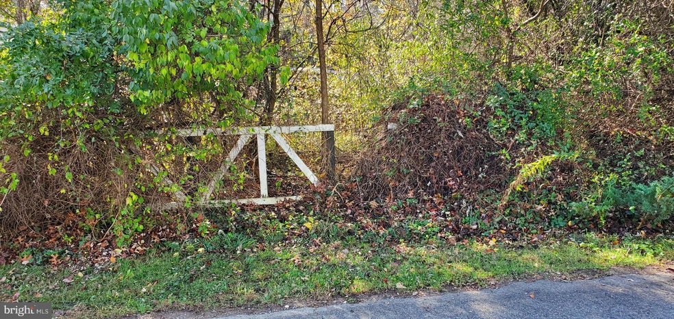 99 Wakashan Cove unit GLEN 4, Earleville, MD 21919 - photo 1