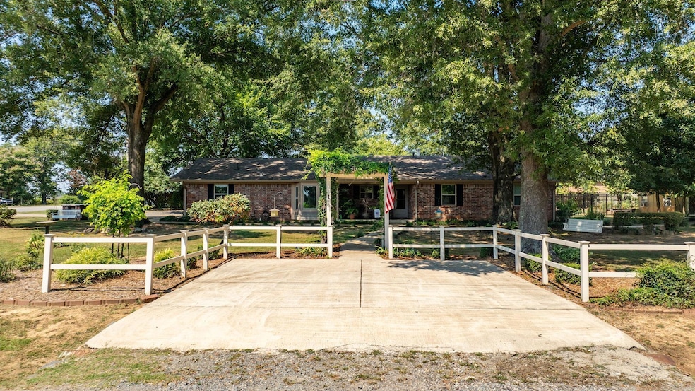 For Sale $475,000 • Co-Listing Agent