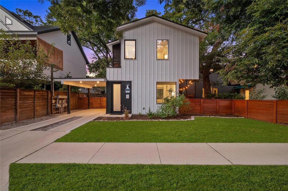 Under Contract $519,000 • Co-Listing Agent