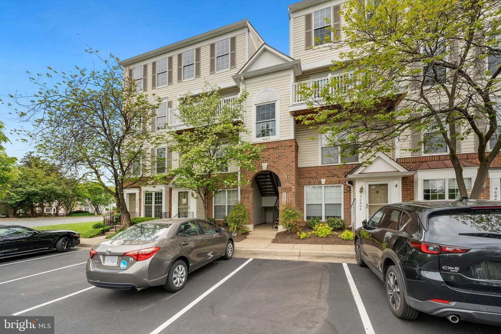 46862 Clarion Terrace unit 303, Sterling, VA 20164 - photo 1