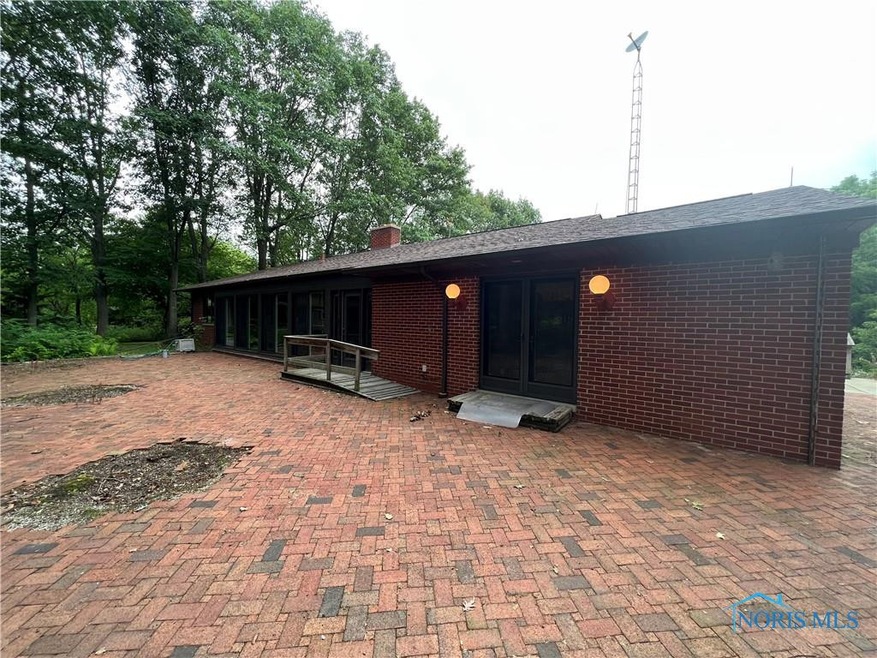 20251 W Camper Rd, Genoa, OH 43430 - photo 1