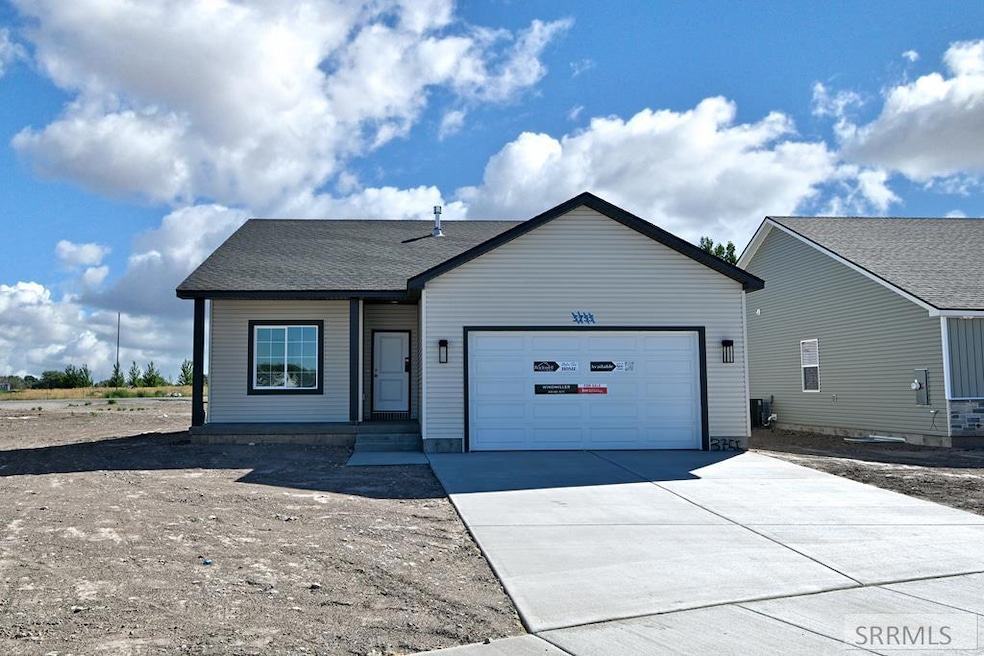 For Sale $395,000 • Co-Listing Agent