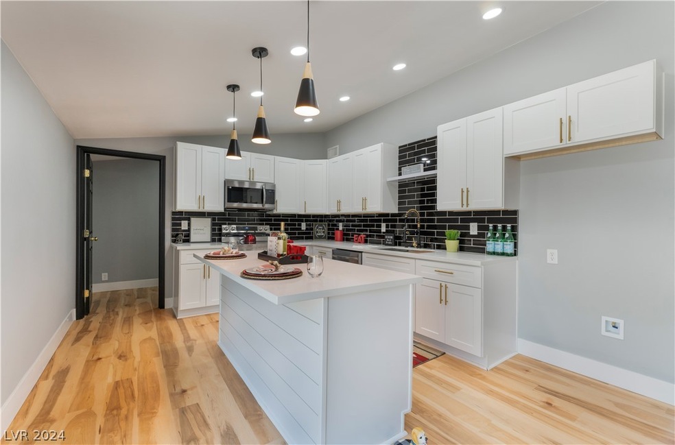 1936 Caballero Way, Las Vegas, NV 89169 - photo 1