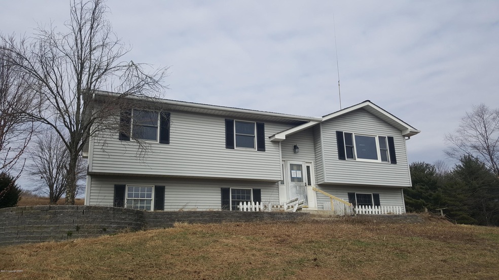 240 Harvest Hill Dr, Effort, PA 18330 - photo 1