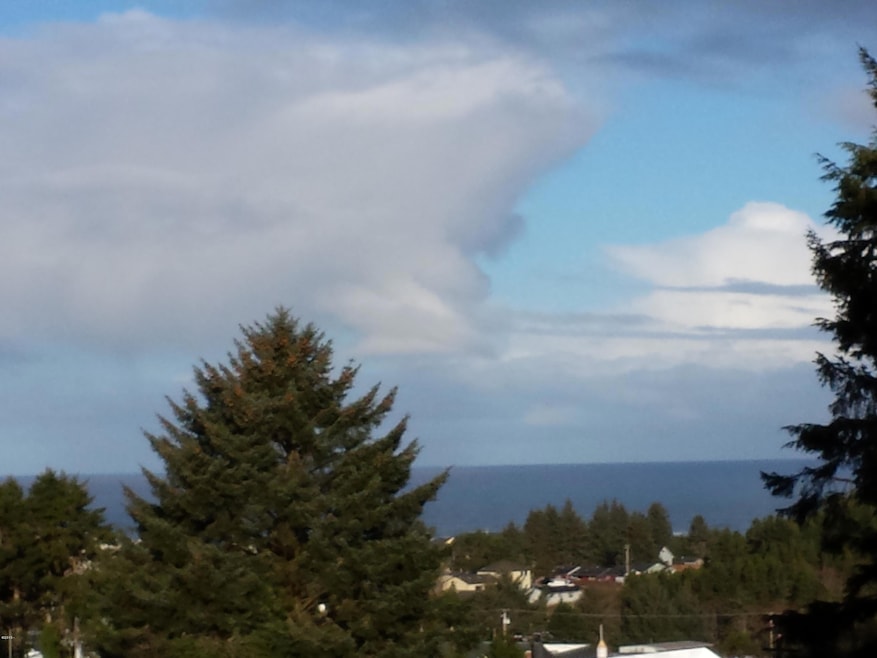 1554 SE Port Dr, Lincoln City, OR 97367 - photo 1