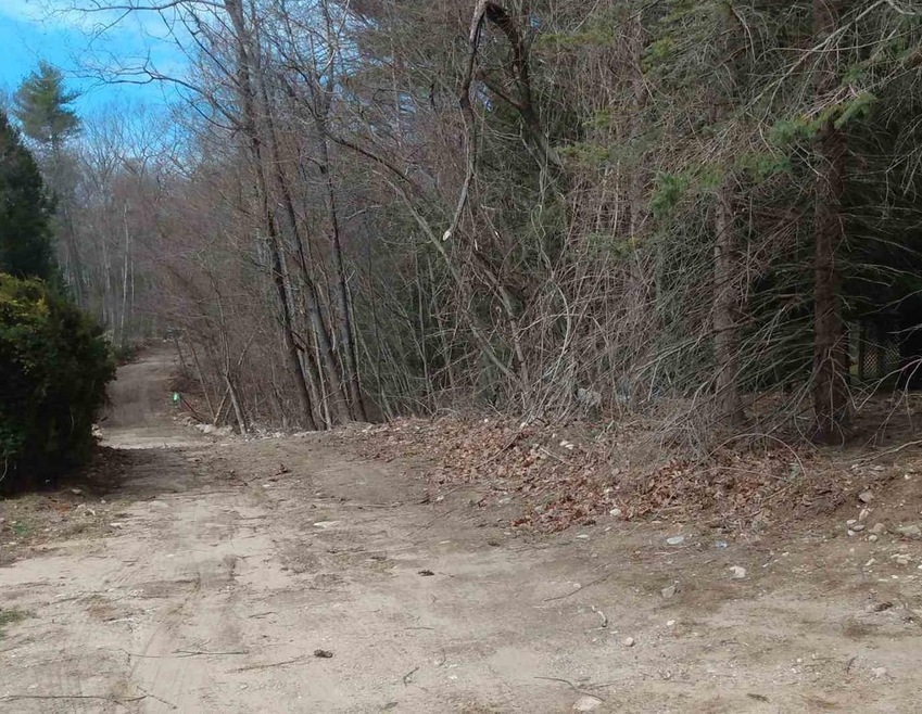 8.5 Richardson Dr, Derry, NH 03038 - photo 1