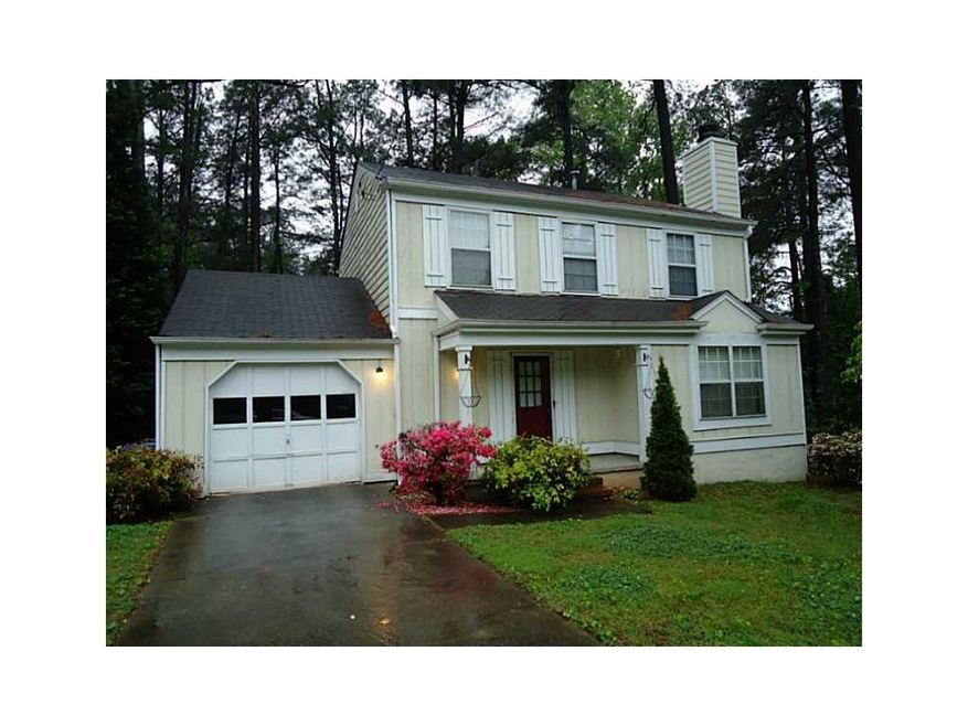 Exterior Front. Nice Curb Appeal