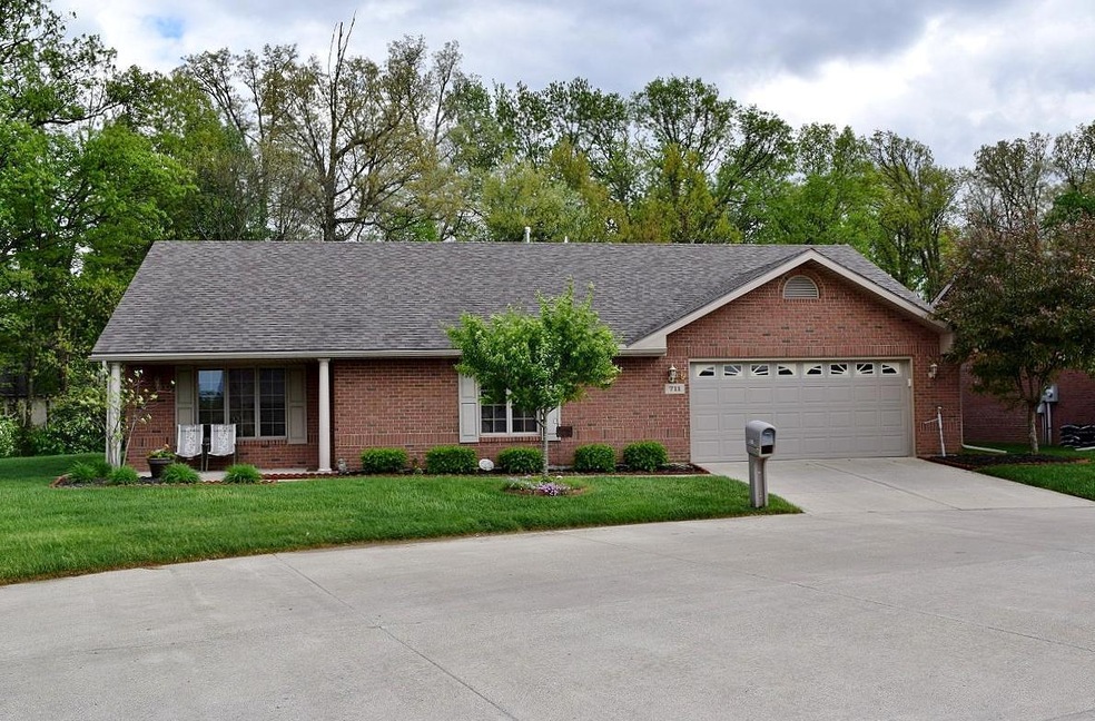 711 Timber Lake Dr unit 711, Marysville, OH 43040 - photo 1