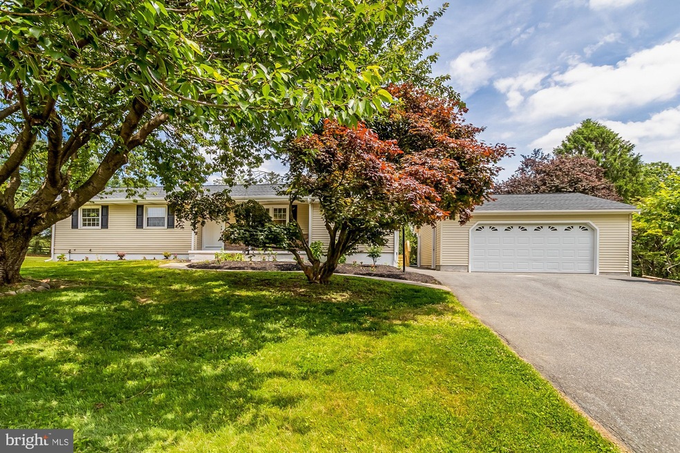 3237 Canterbury Ln, Fallston, MD 21047 - photo 1