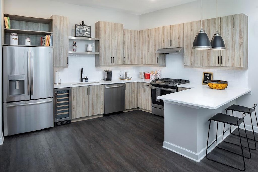For Rent $2,747/month