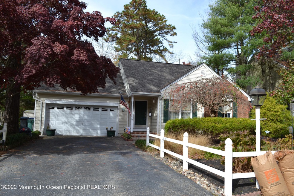 12 Lighthouse Dr, Manahawkin, NJ 08050 - photo 1