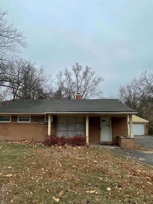 25292 Orchard Grove St, Southfield, MI 48033 - photo 1