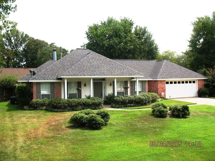 300 Mayhaw St, Monroe, LA 71203 - photo 1