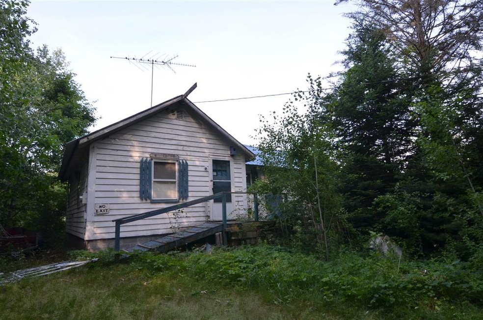 129 Newbury Rd, Bradford, NH 03221 - photo 1