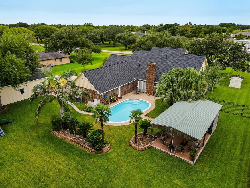 1353 County Road 634, Alvin, TX 77511 - photo 1